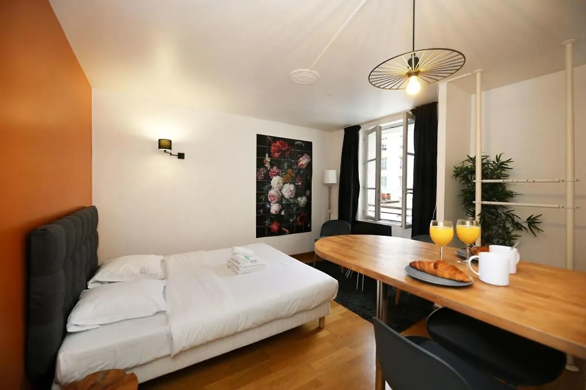 302 Sejournez Dans Un Studio De Charme Paris 5